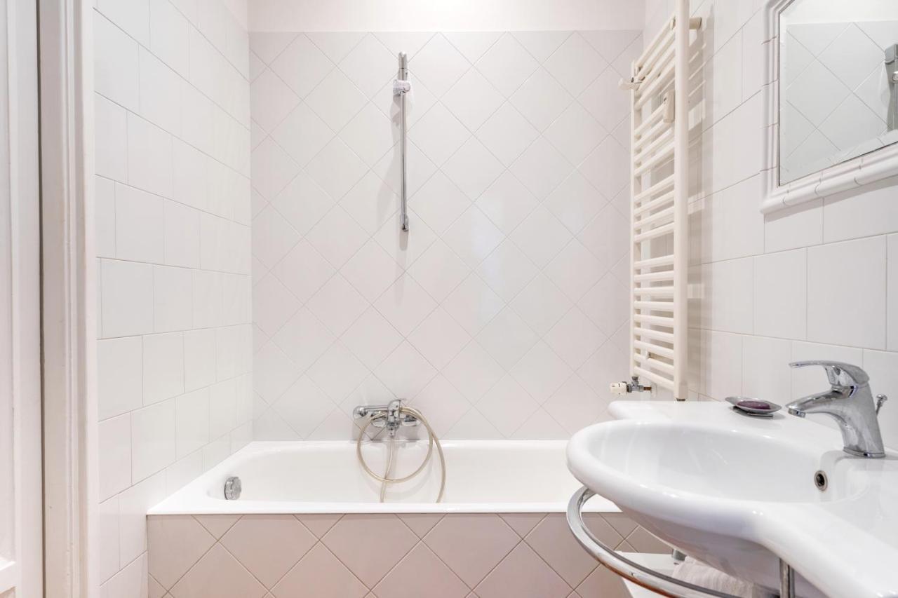 Maison Regola, Styilish Apt In Campo De Fiori Rome Extérieur photo